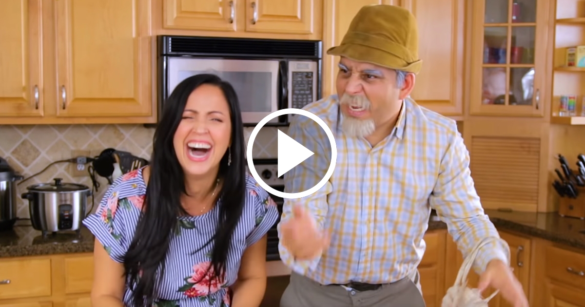 Panfilo Se Aparece En Casa De Sandra Cires Y Acaba Probando Productos Asiaticos Por lo tanto, cualquier comentario publicado en esta página, no será respondido por el / la / los youtuber(s). aparece en casa de sandra cires