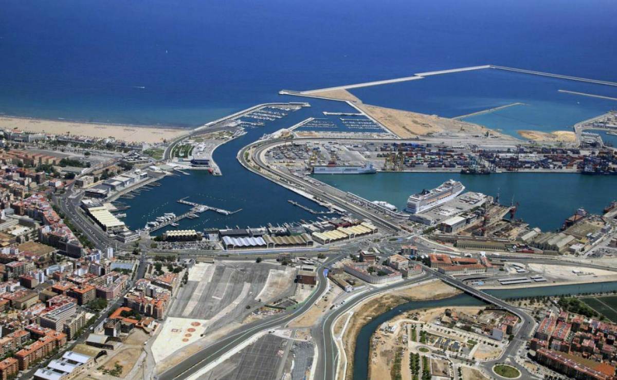 El puerto de Valencia ha incrementado tráfico mercantil con Cuba en un