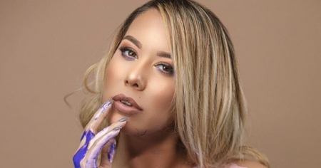 El sensual desnudo de Srta Dayana para celebrar San Valentín