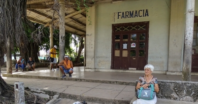 "¿Acaso puedo evacuar mis heces fecales en esa respuesta? Ya no hay qué ponerse, no hay nada que inventar”, lamentó un a