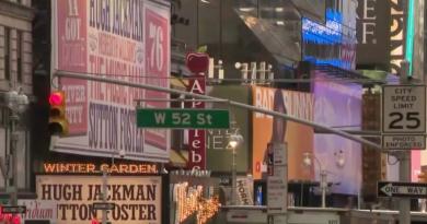 Los teatros de Broadway bajaron el telón a mediados de marzo, cuando la pandemia golpeó duramente a Nueva York.