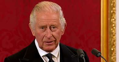 Proclaman oficialmente a Carlos III como monarca de Reino Unido