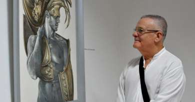 Pintor cubano Cosme Proenza hospitalizado de gravedad en Holguín