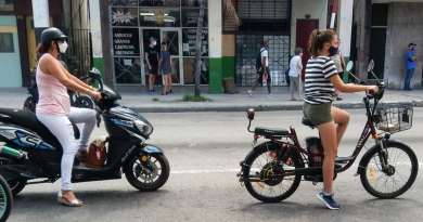 Administración Biden aprueba exportación de motos eléctricas a Cuba