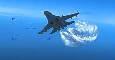 Pentágono publica vídeo de avión ruso arrojando combustible sobre dron estadounidense