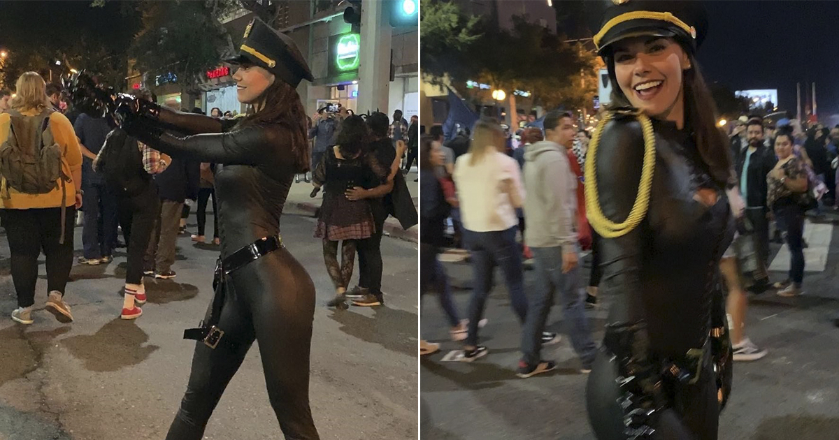 La cubana Livia Brito paraliza Los Ángeles con un sexy y ajustado disfraz d...