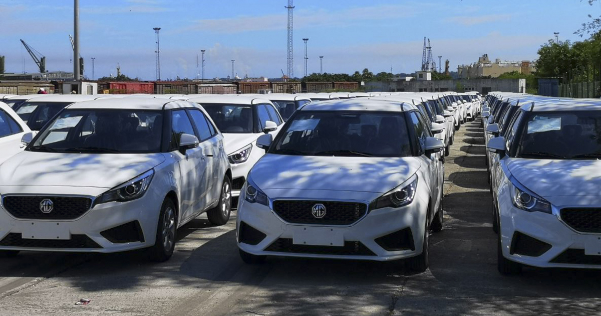 Transtur importa 700 "autos nuevos" para la renta en Cuba