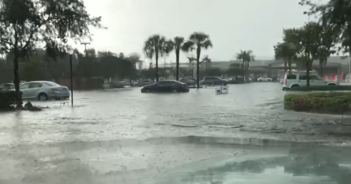 Inundaciones desbordan a Miami en medio de reapertura económica
