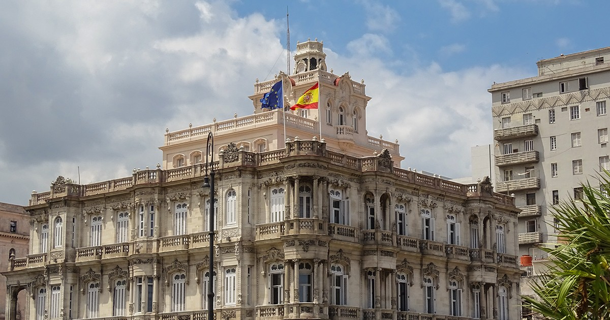 Consulado de España en Cuba dará prioridad a los visados de estudios y de familiares de la UE Consulado de España en Cuba dará prioridad a los visados de estudios y de familiares de la UE