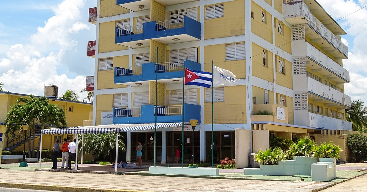 Televisión cubana promueve ofertas de Islazul en medio del incremento