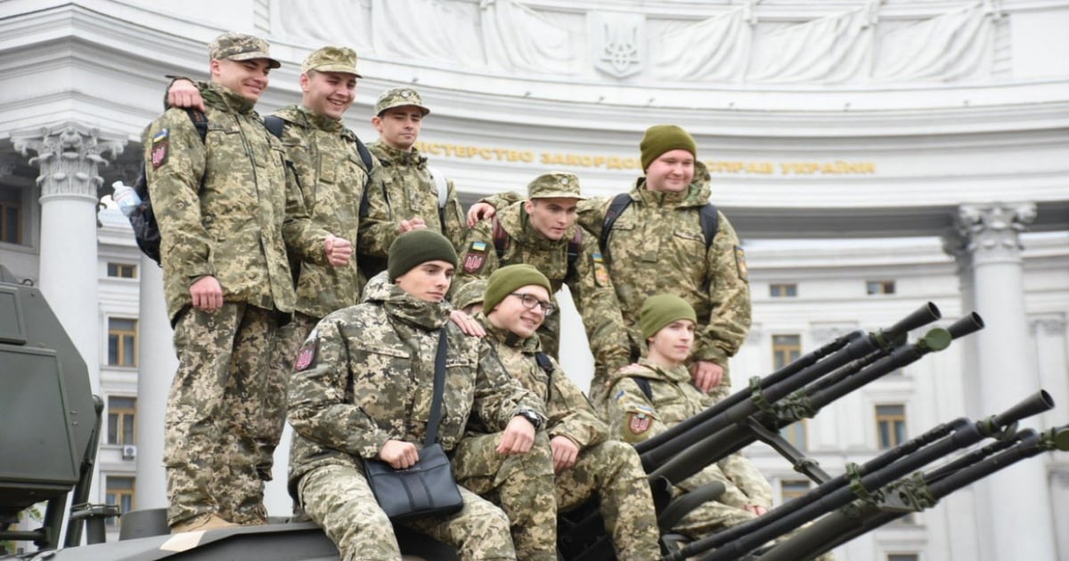 Soldados ucranianos (imagen de referencia) © Twitter/Embajada de Ucrania en Cuba