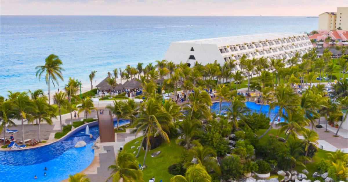 Viaja a Cancún o Punta Cana (referencia de un hotel) © <a href="https://sp.depositphotos.com/">Depositphotos</a>
