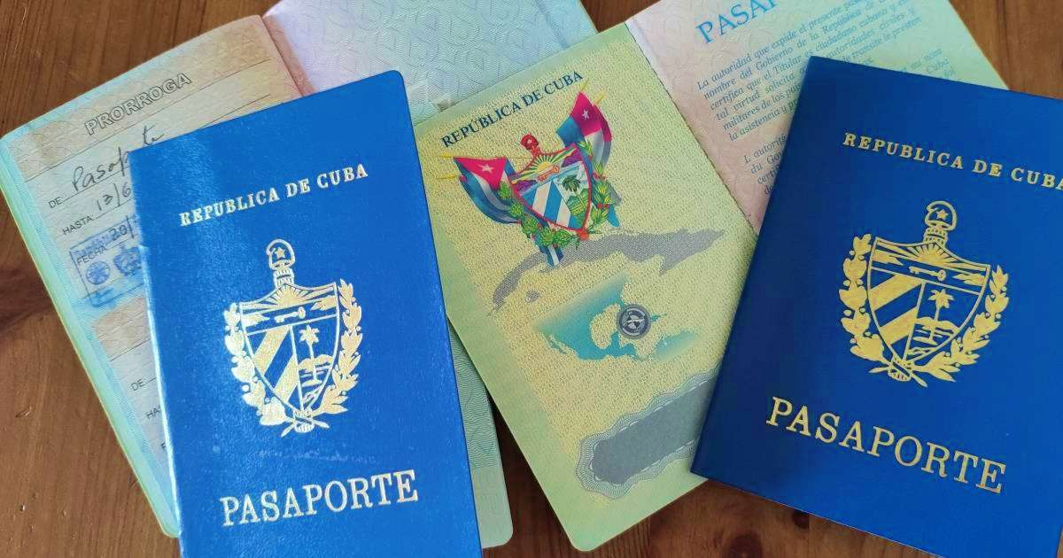 Pasaportes cubanos (imagen de referencia) © CiberCuba