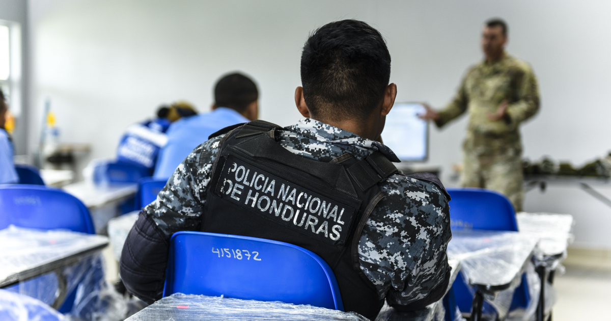 Policía de Honduras © Maria Pinel/southcom.mil