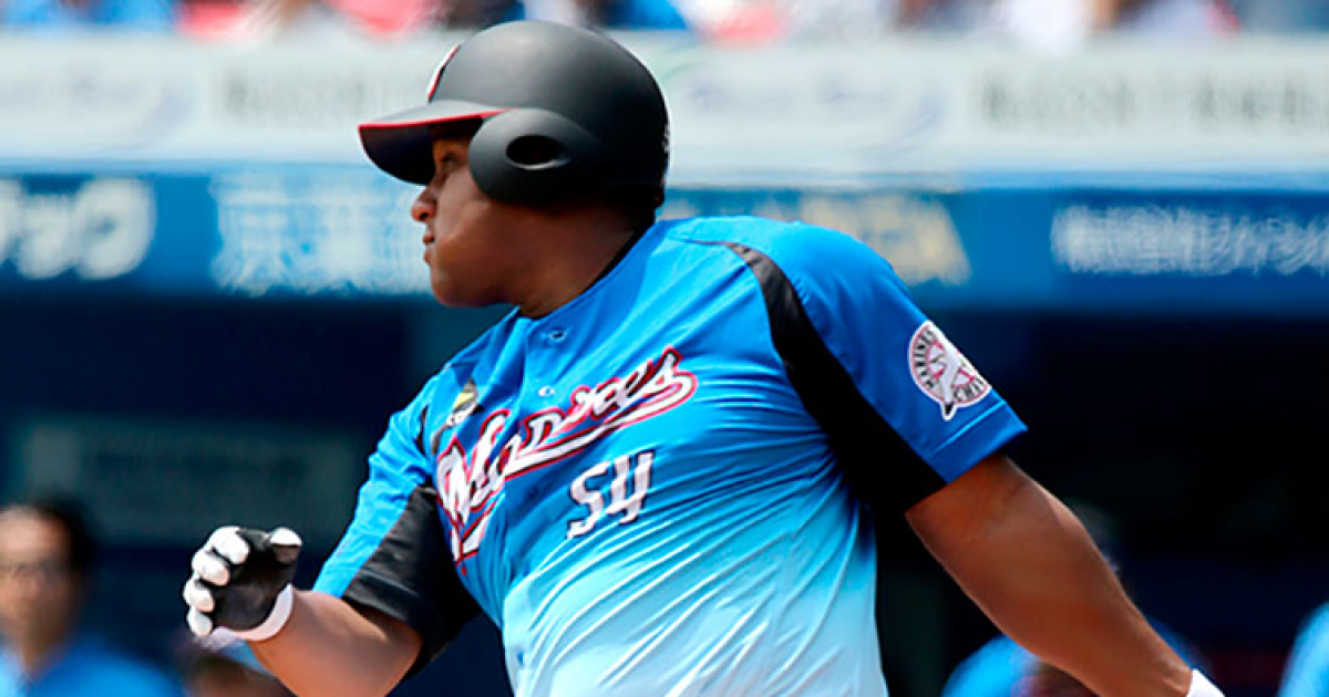 Alfredo Despaigne firmará con los Halcones de SoftBank cuando concluya