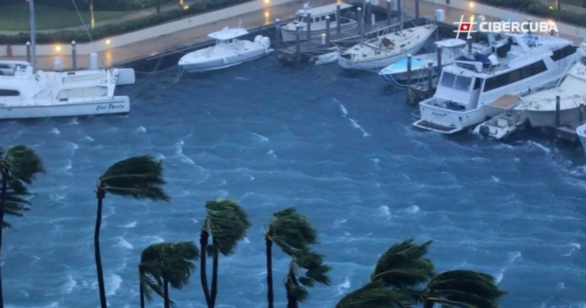 Llegada Del Huracán Matthew A Las Bahamas