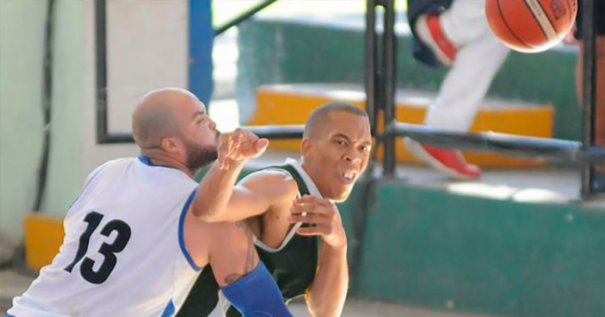 Matanzas se coloca a un paso de la final en la Liga Superior de Baloncesto - CiberCuba