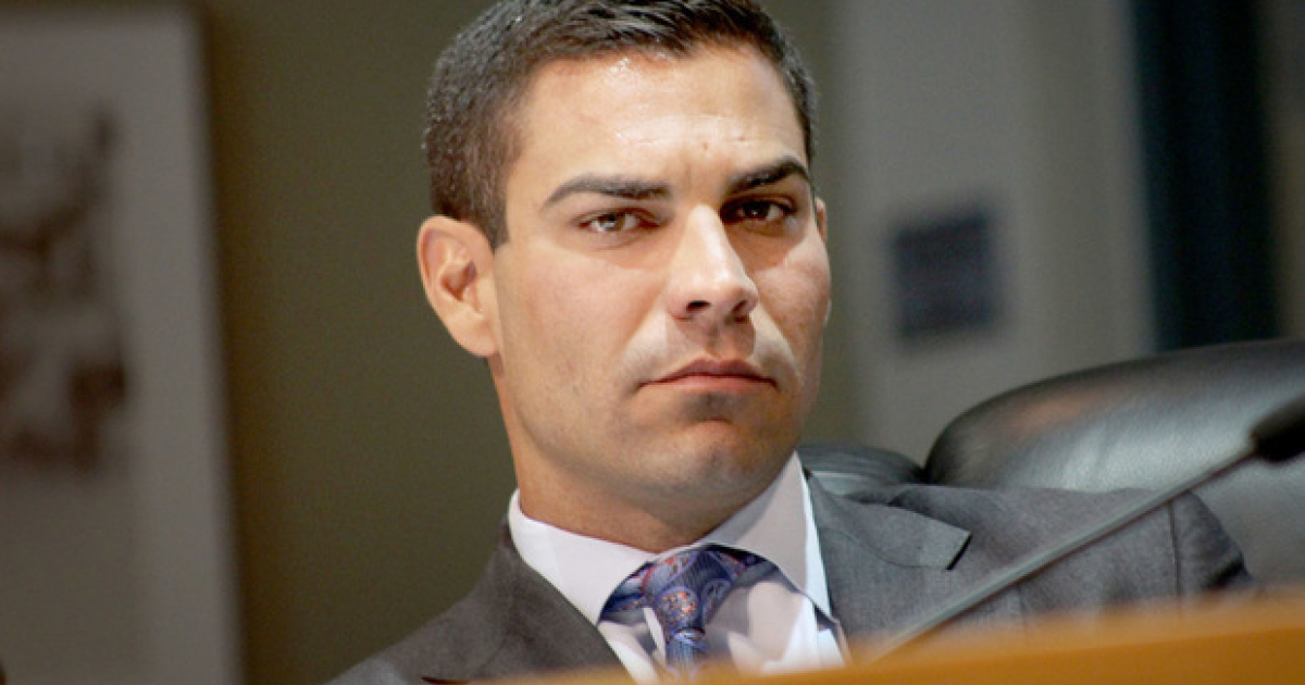 Juramenta el cubanoamericano Francis Suárez como nuevo alcalde de Miami